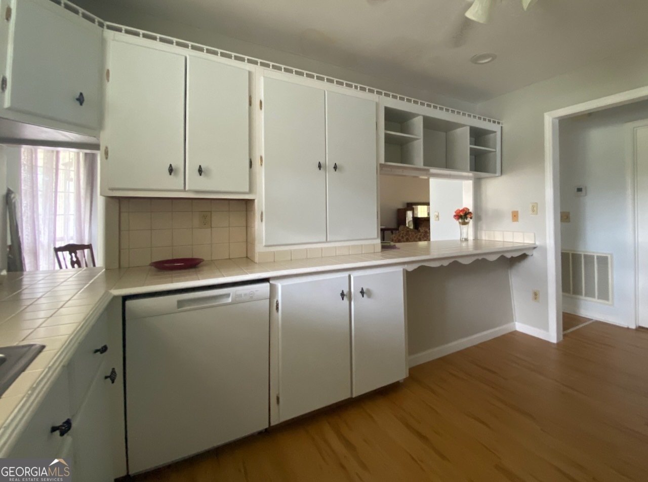 293 Osage Circle Byron - 11