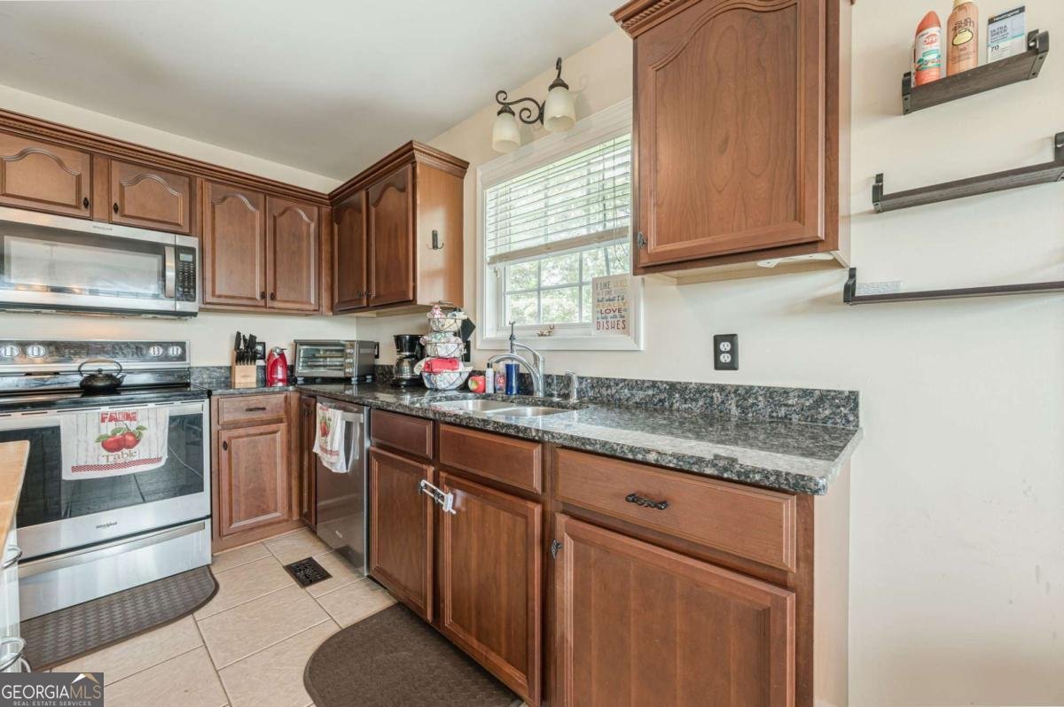 174 Ridge Brooke Lane Douglasville - 20
