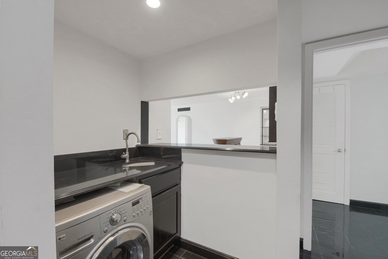 2870 Pharr Court South Atlanta - 17