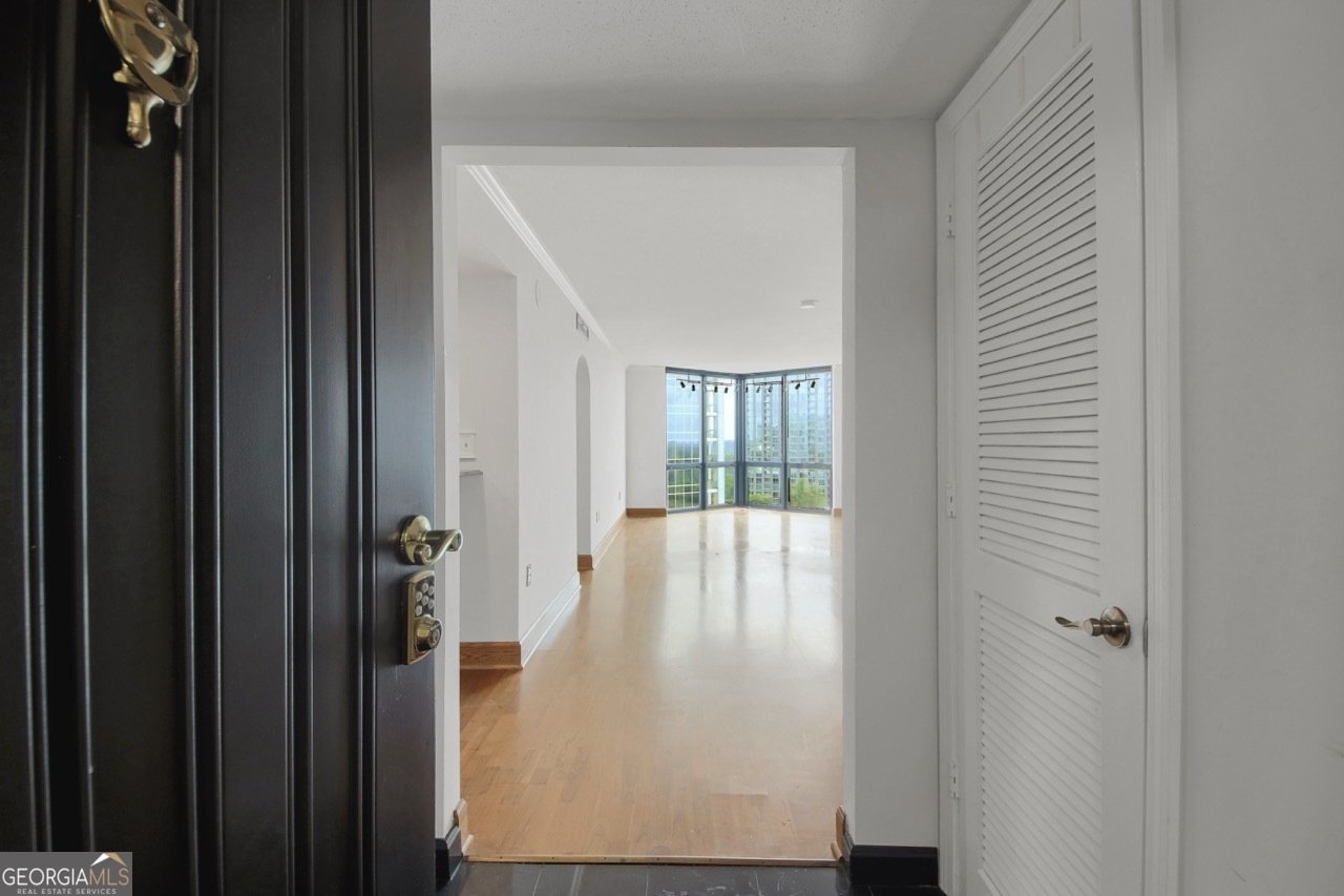 2870 Pharr Court South Atlanta - 4
