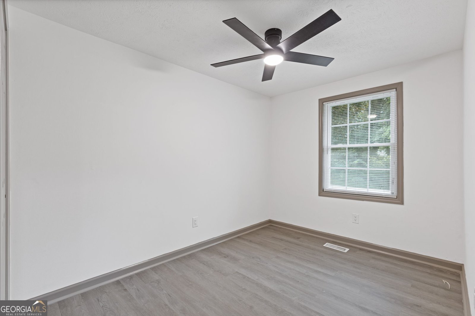 3352 Creekwood Drive Rex - 12