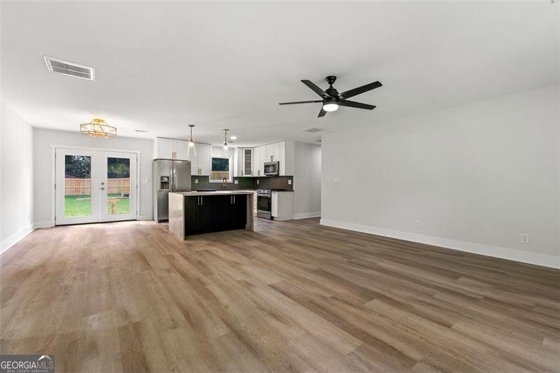 21 PARKMONT Drive Roswell - 1