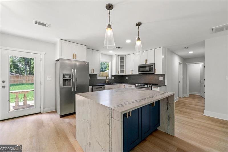 21 PARKMONT Drive Roswell - 2