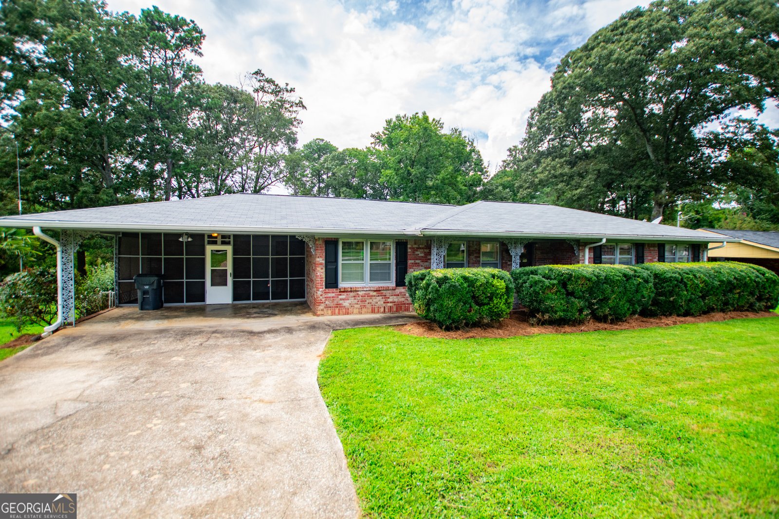 1711 Seayes Road Mableton - 2