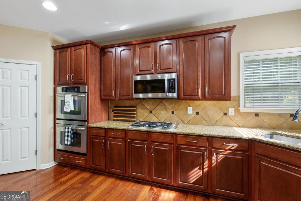 6142 Golf View Crossing Locust Grove - 24