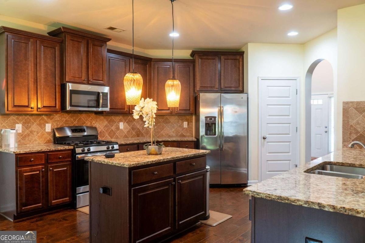 1716 Indian Woods Road Lithonia - 2