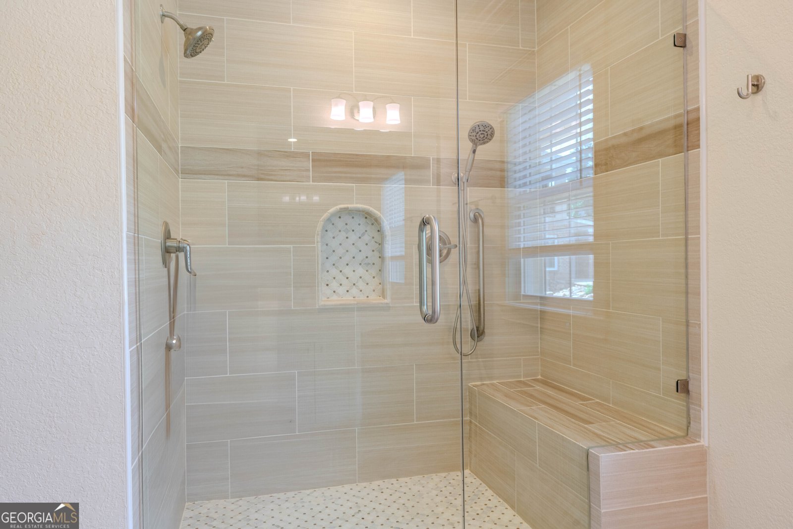 142 Nelson Boulevard Rome - 11