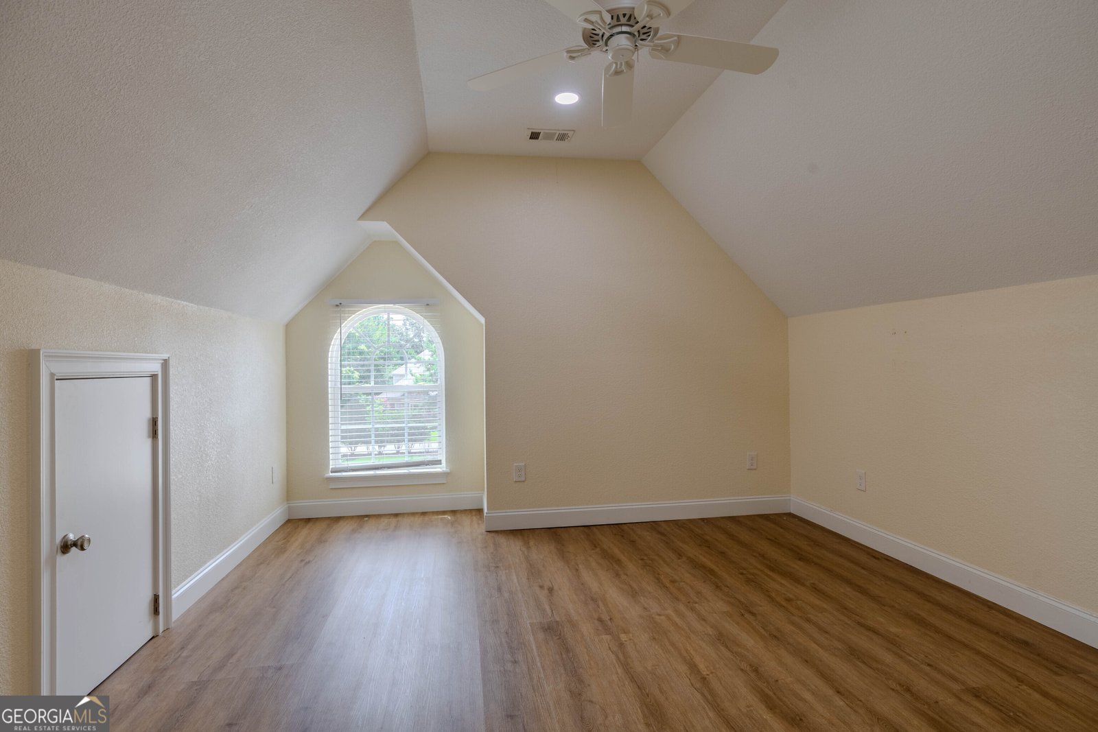 142 Nelson Boulevard Rome - 32
