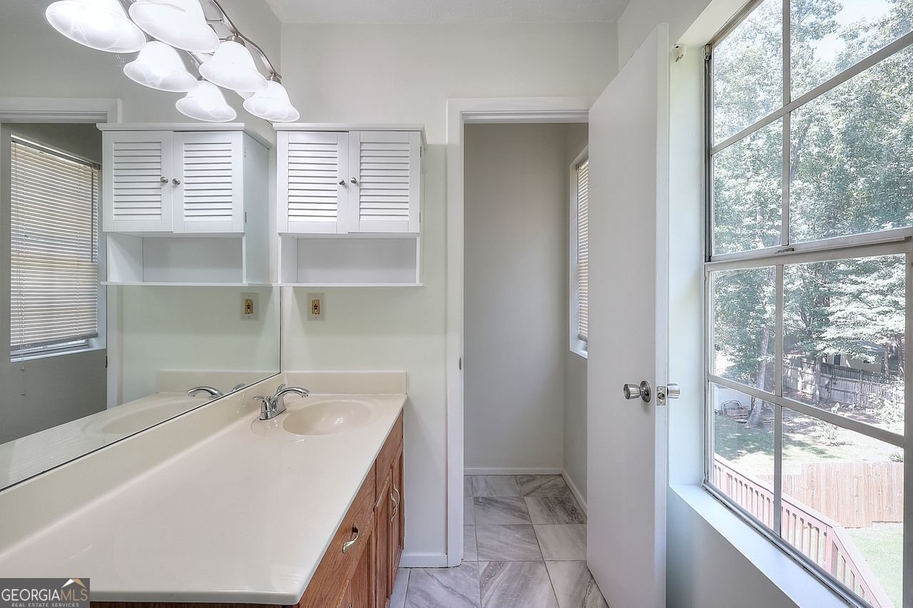 353 ANSLEY BROOK Drive Lawrenceville - 13