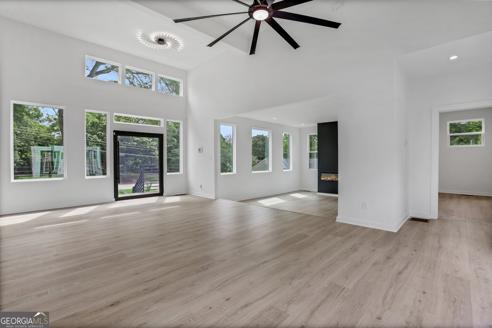 2063 BROWNS MILL Road Atlanta - 37