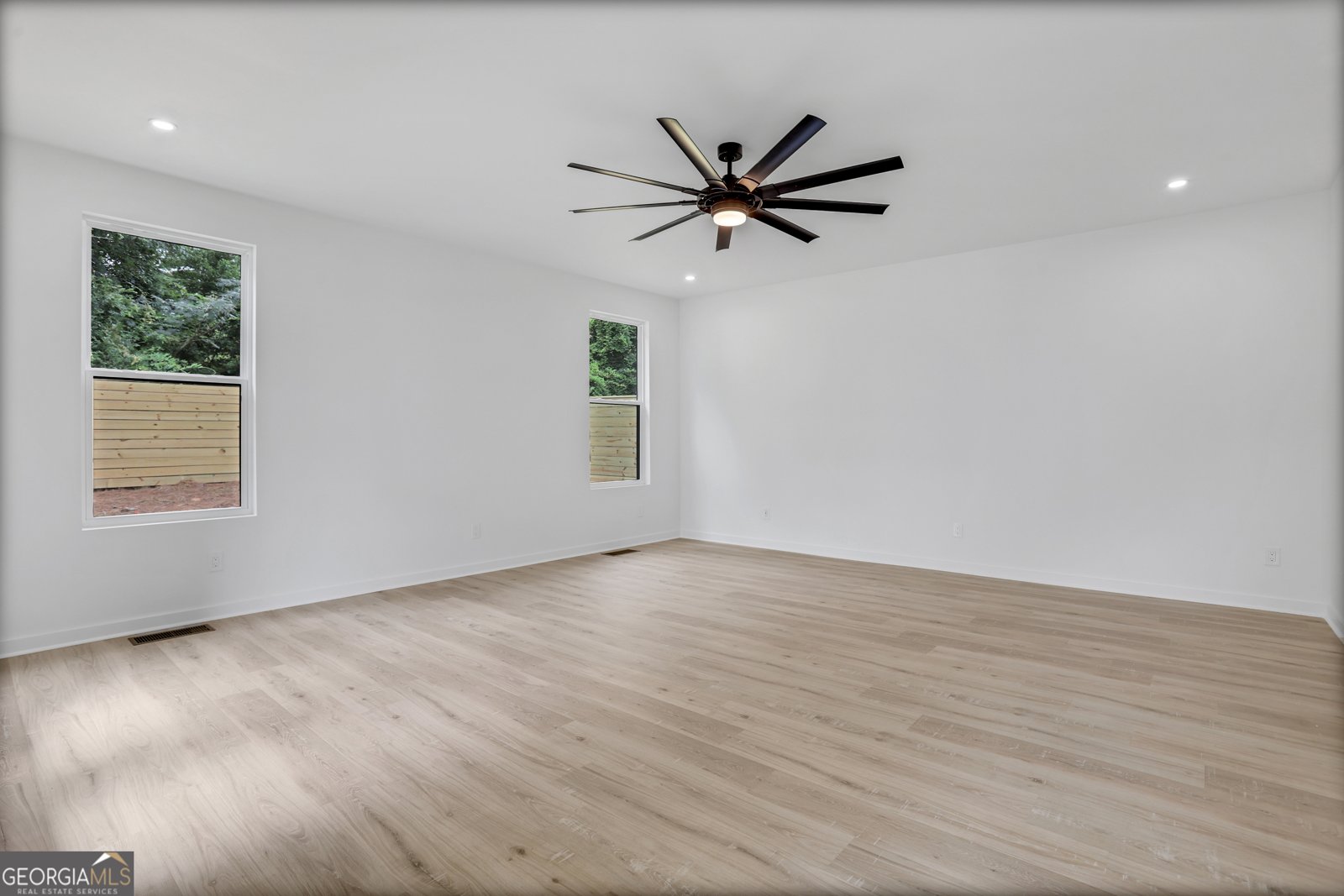 2063 BROWNS MILL Road Atlanta - 8
