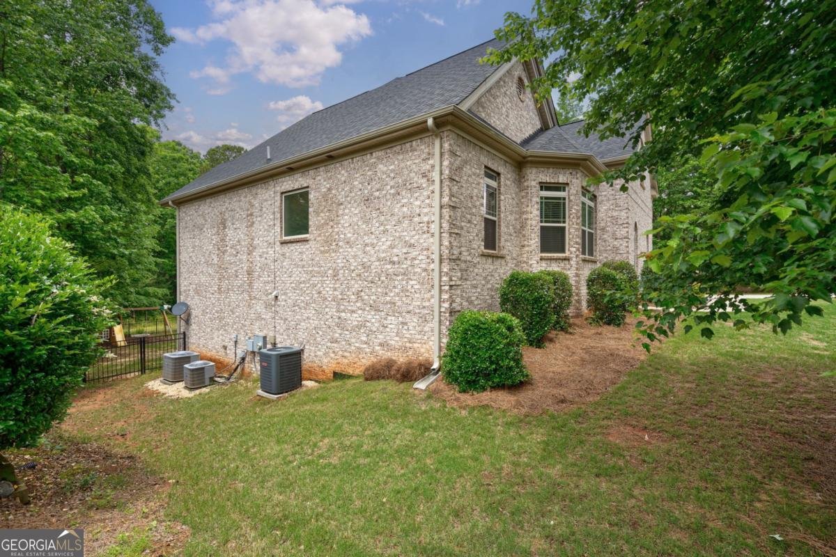 1301 Riverhill Drive Bishop - 3