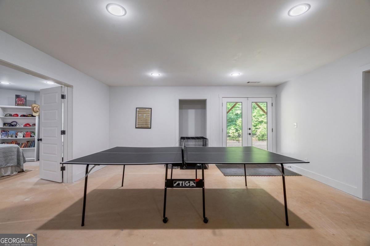 1301 Riverhill Drive Bishop - 45