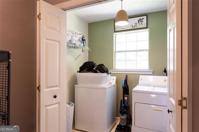 3605 Cobblestone Drive Loganville - 37