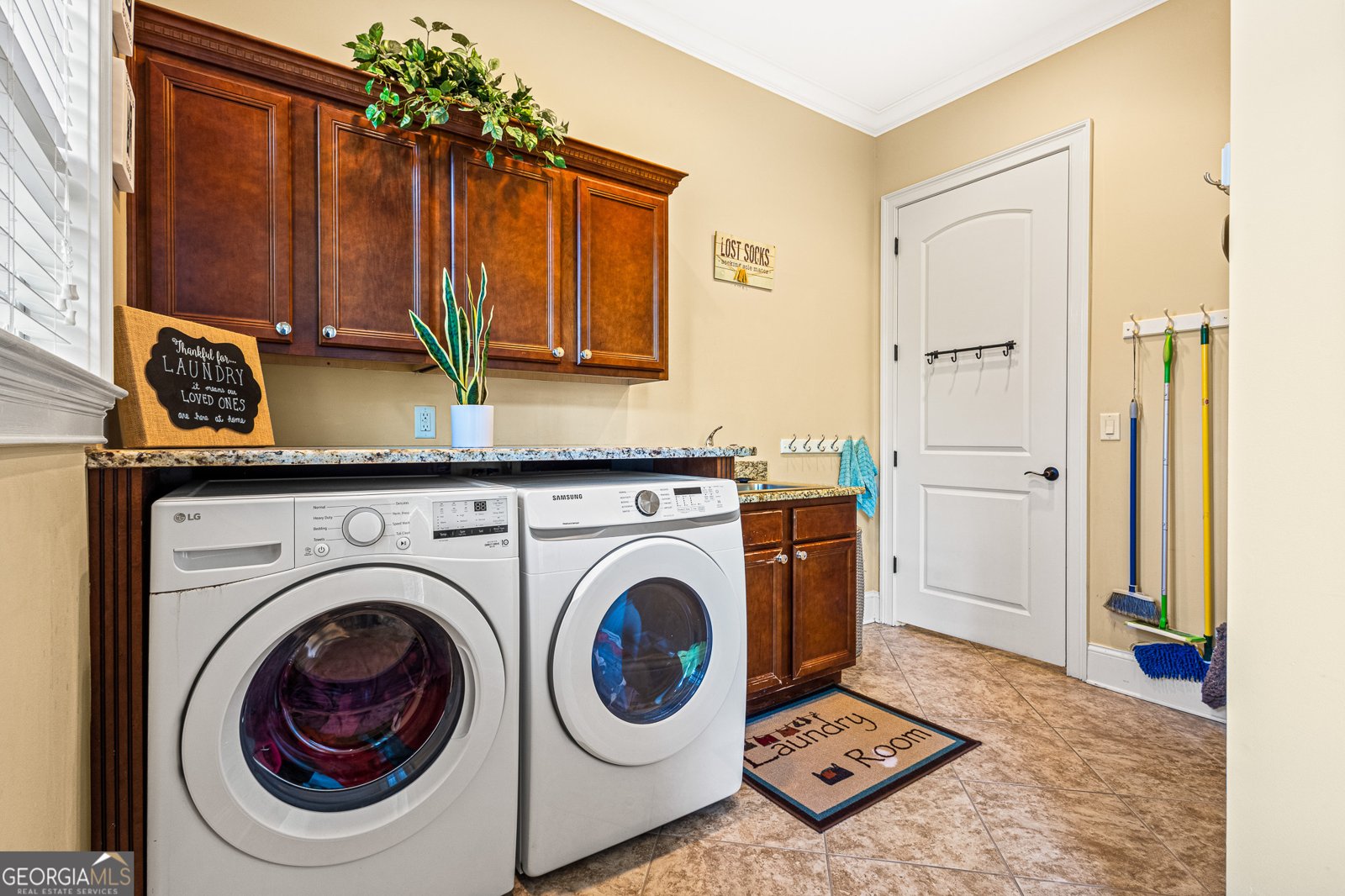 277 Sky View Court Newnan - 4