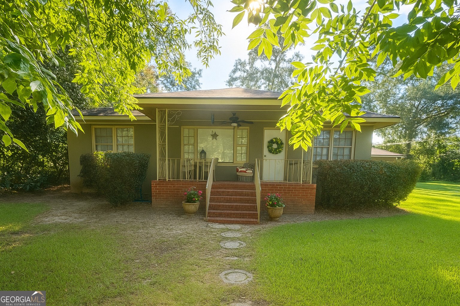 5804 Dearborn Avenue Columbus - 1