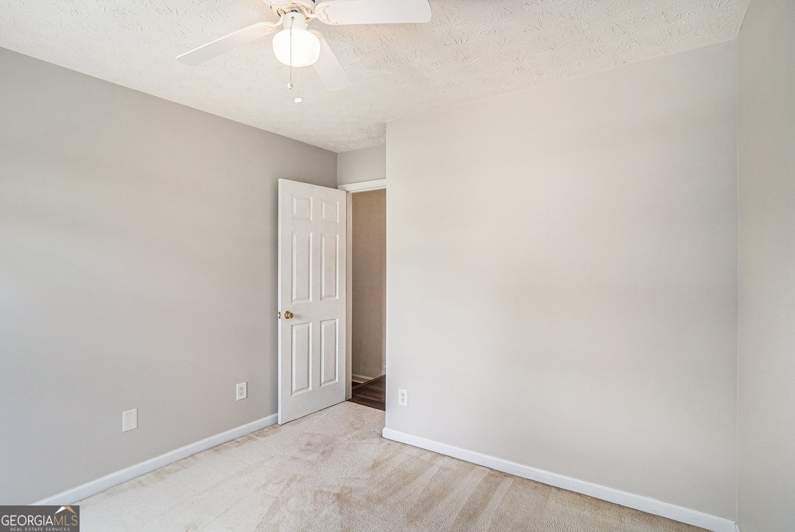2433 Hampshire Cove Conyers - 16
