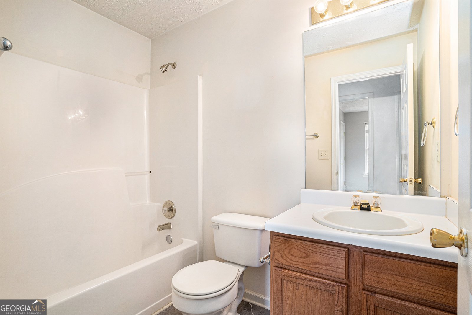 2433 Hampshire Cove Conyers - 19