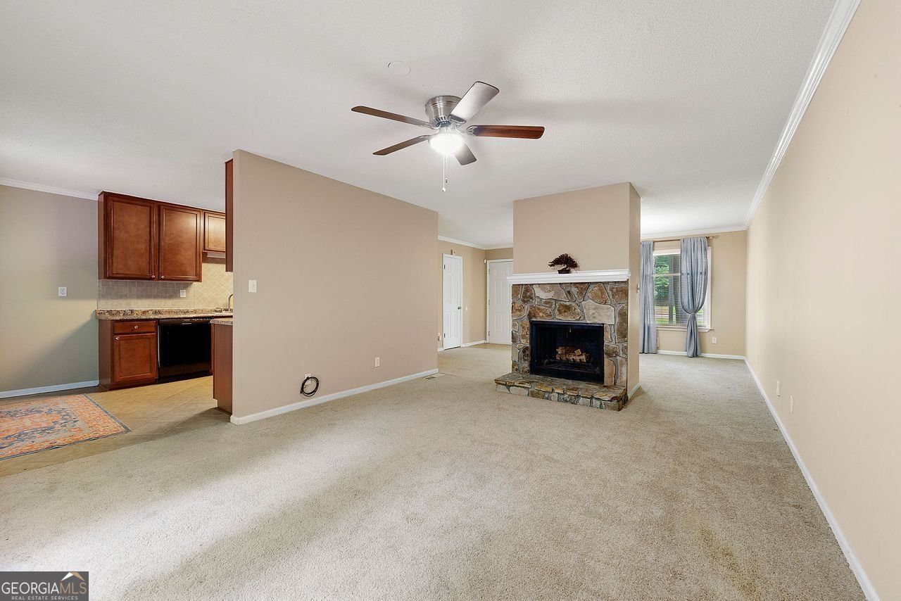 921 HEMINGWAY Road Stone Mountain - 6