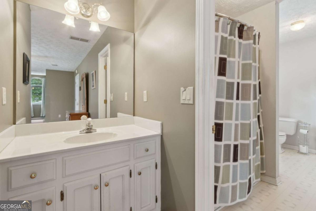 83 Russell Road Lawrenceville - 17