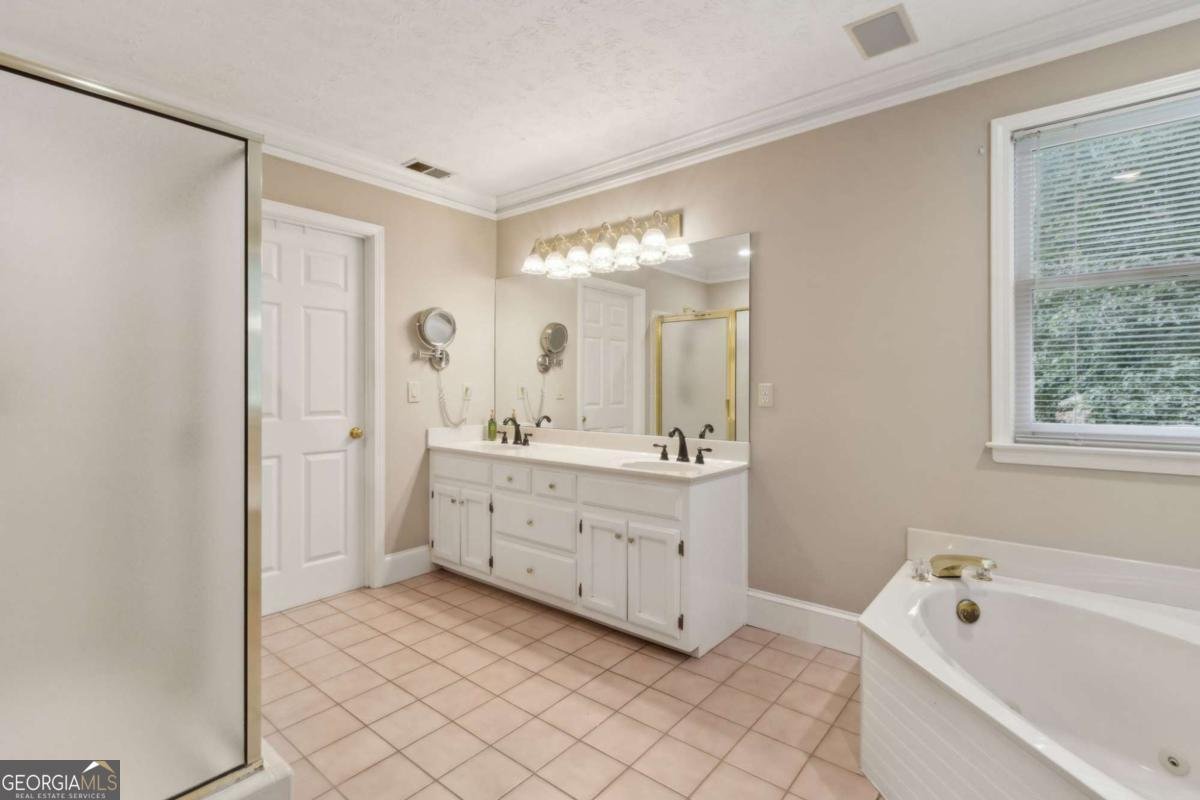 83 Russell Road Lawrenceville - 7