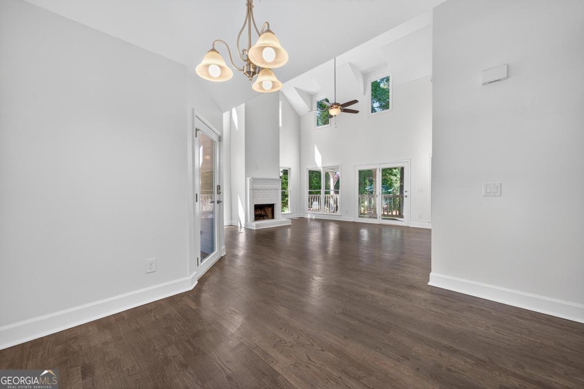 1073 Club House Lane Greensboro - 10