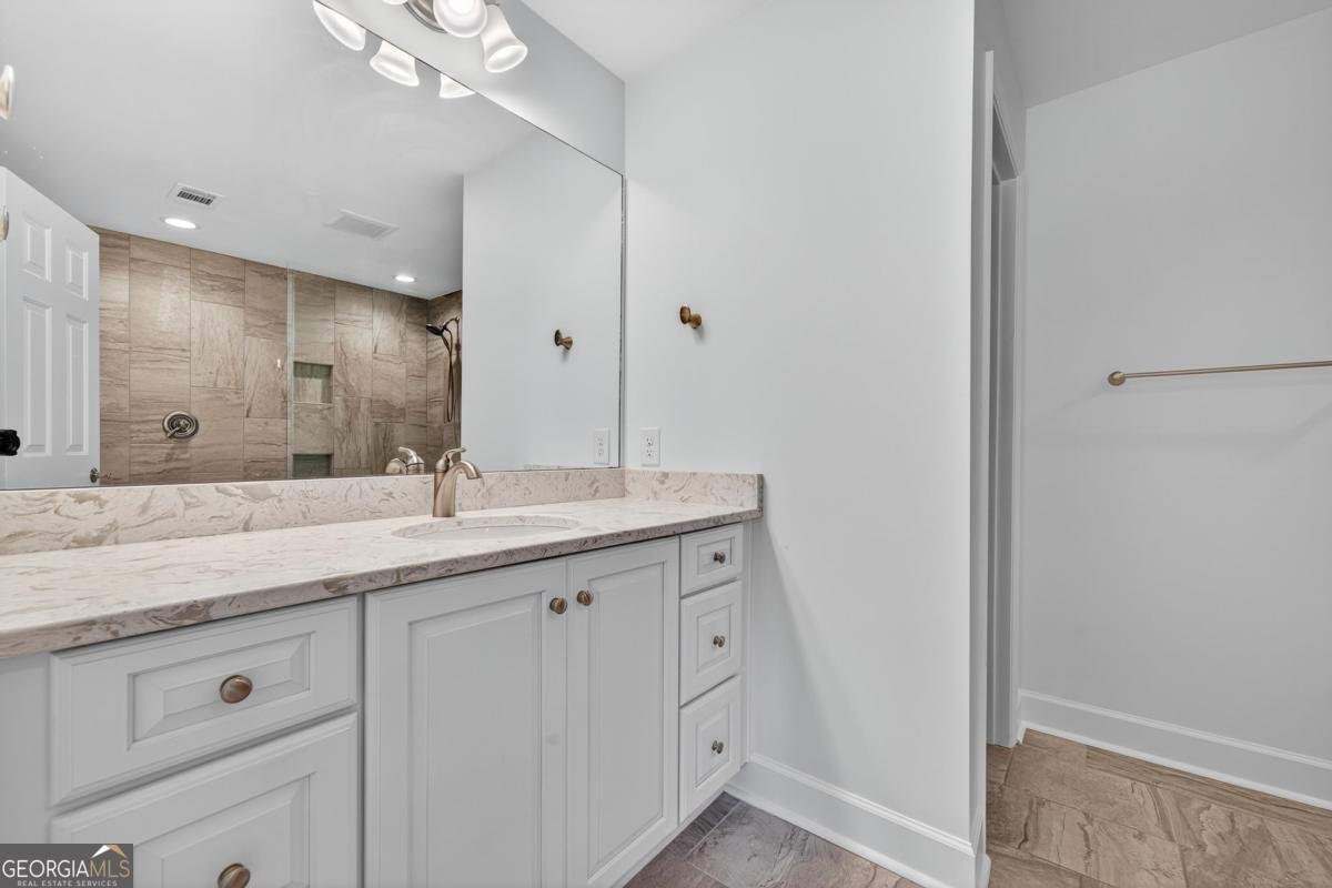 1073 Club House Lane Greensboro - 20