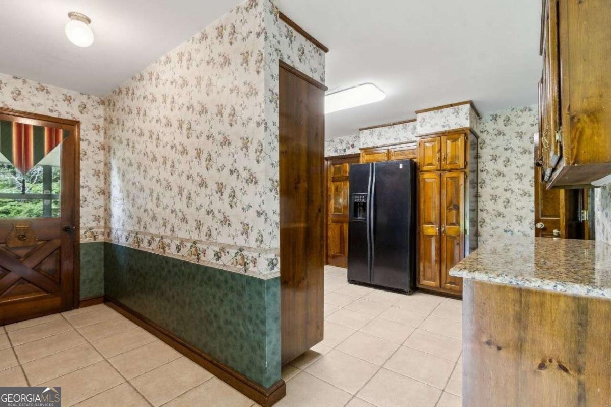 95 Russell Road Lawrenceville - 16