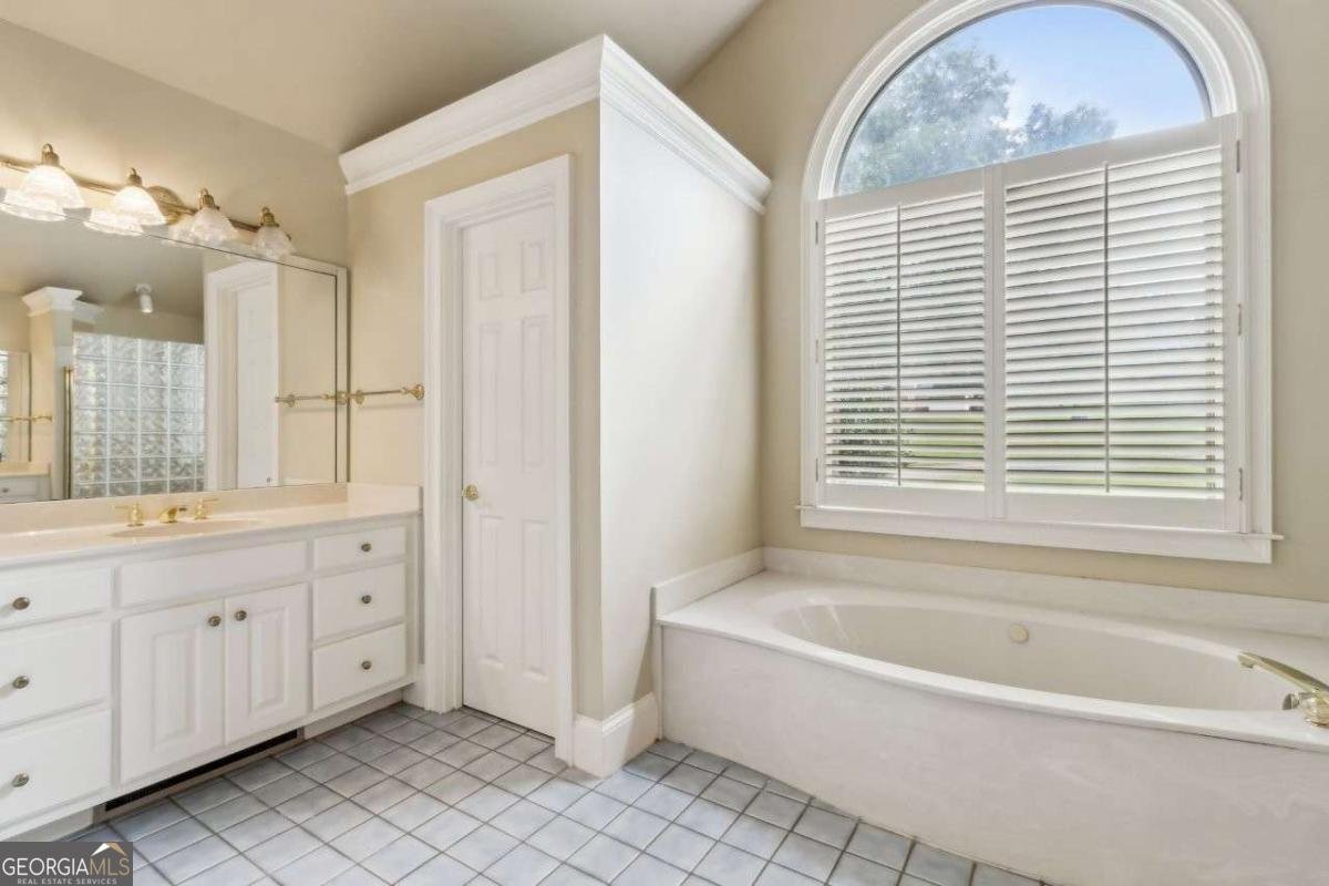 95 Russell Road Lawrenceville - 28