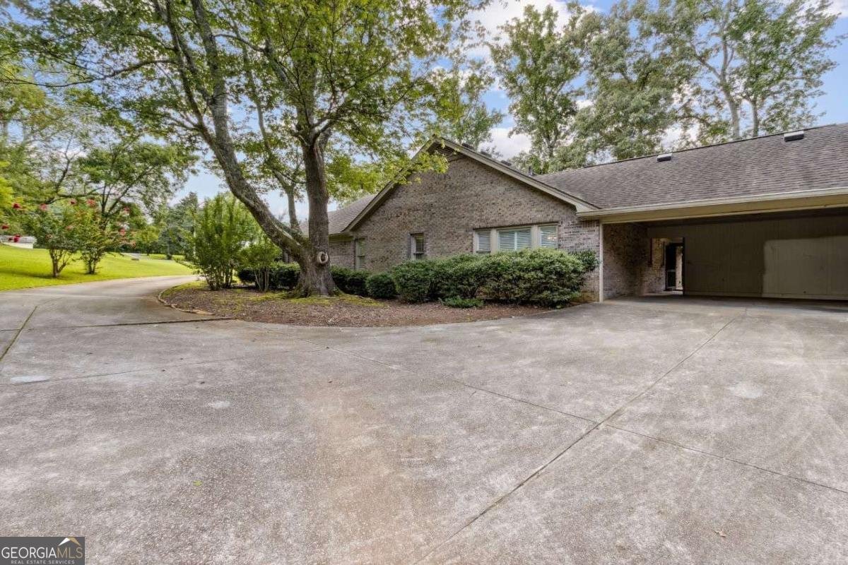 95 Russell Road Lawrenceville - 55