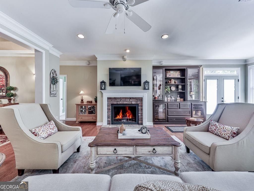 646 LAUREL Crossing Canton - 16