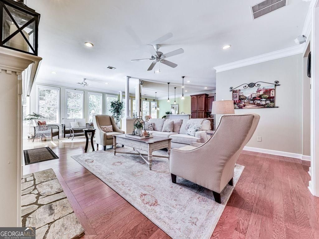 646 LAUREL Crossing Canton - 17