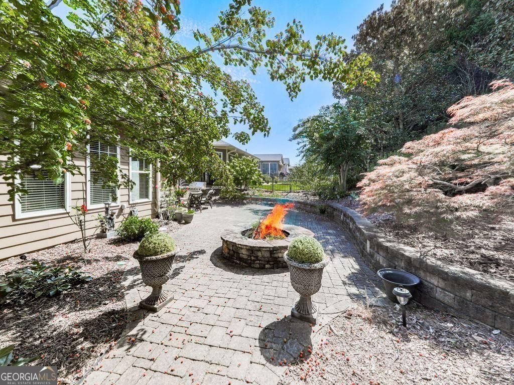 646 LAUREL Crossing Canton - 38