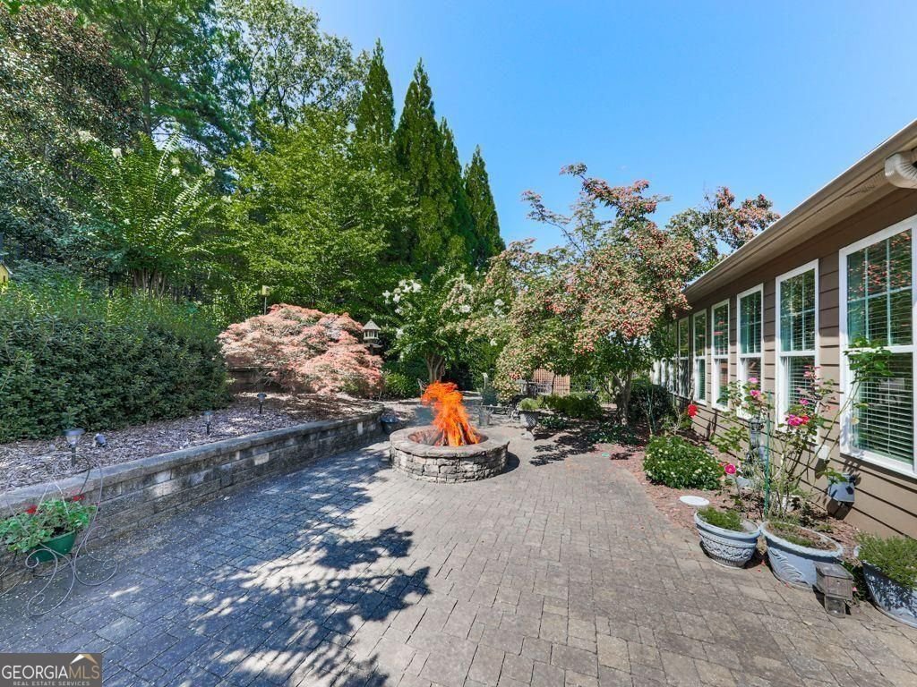 646 LAUREL Crossing Canton - 39