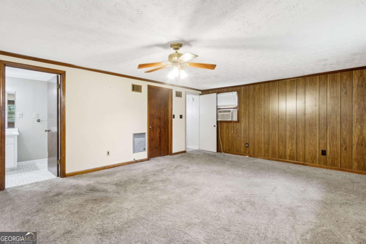 81 Russell Road Lawrenceville - 24