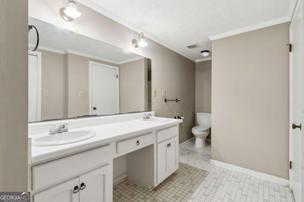 81 Russell Road Lawrenceville - 26