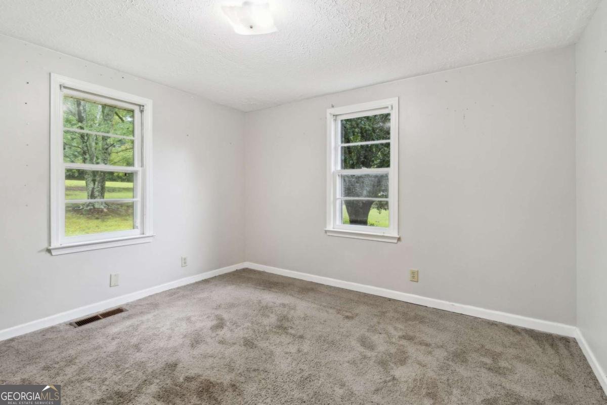 81 Russell Road Lawrenceville - 30