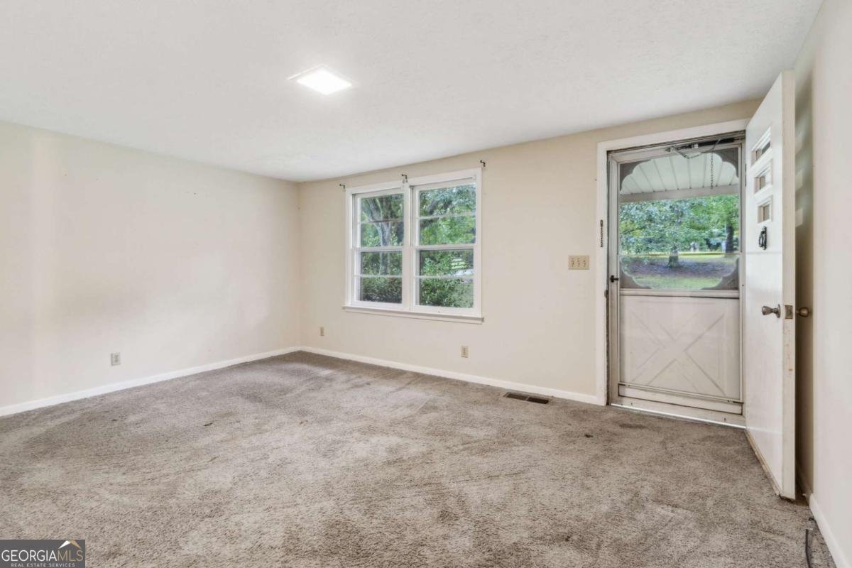81 Russell Road Lawrenceville - 5