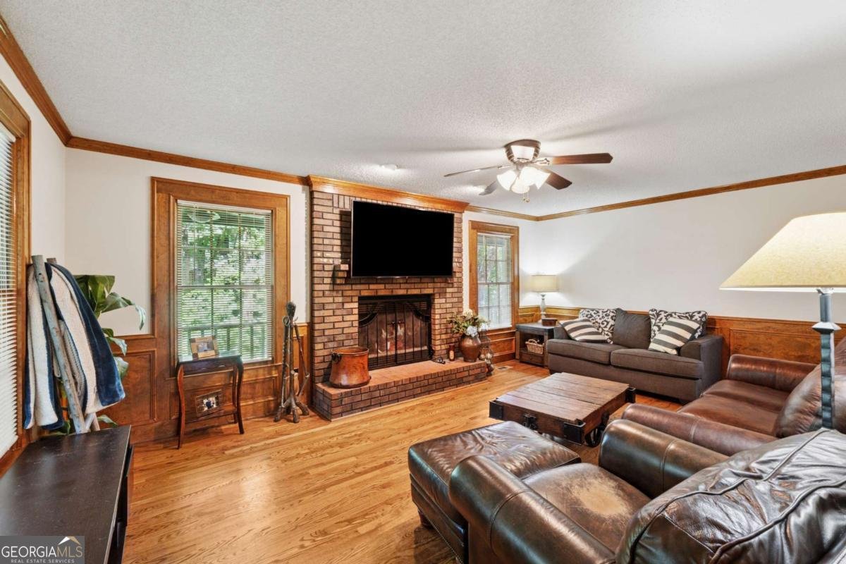 145 Springwater Trace Woodstock - 5
