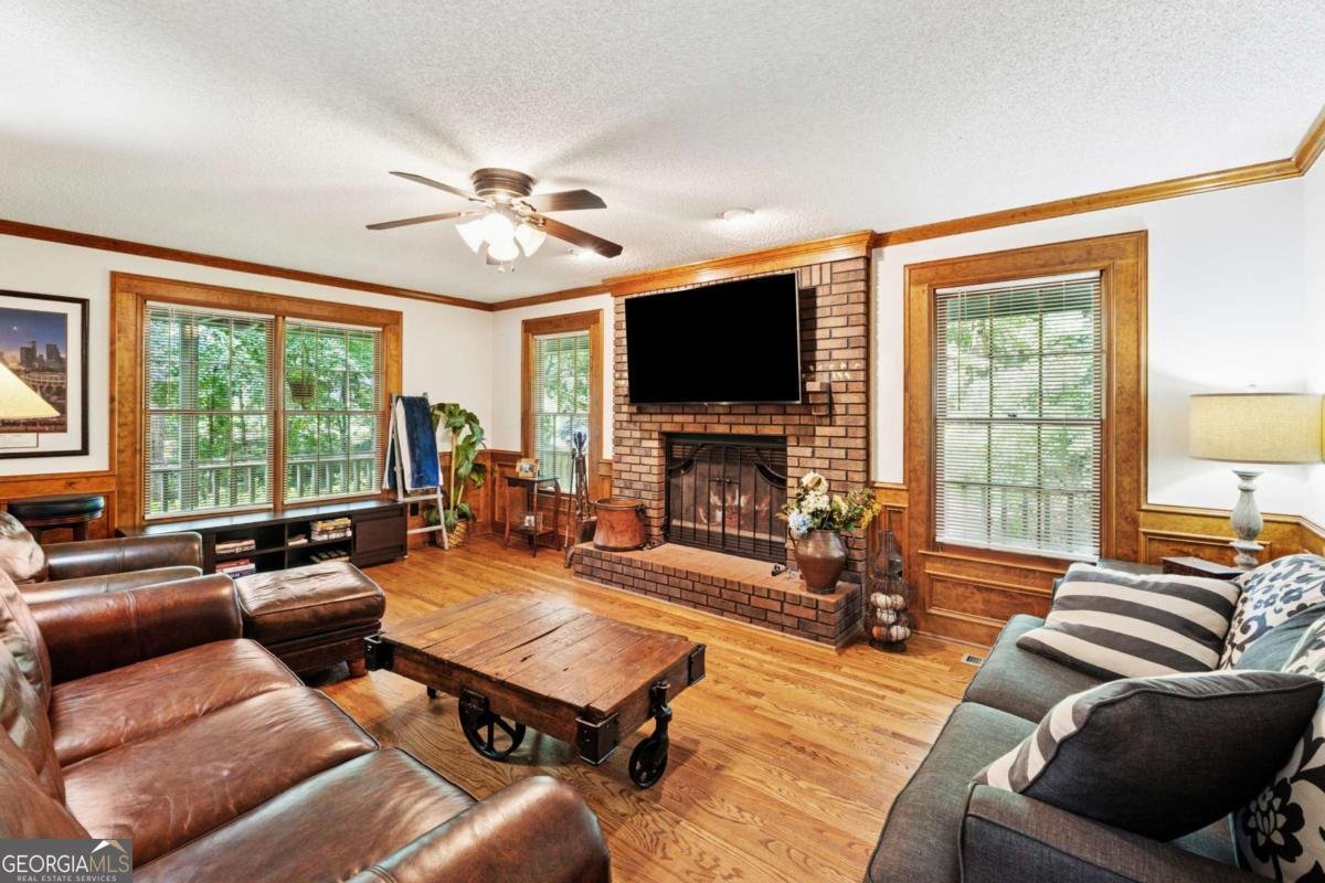 145 Springwater Trace Woodstock - 6