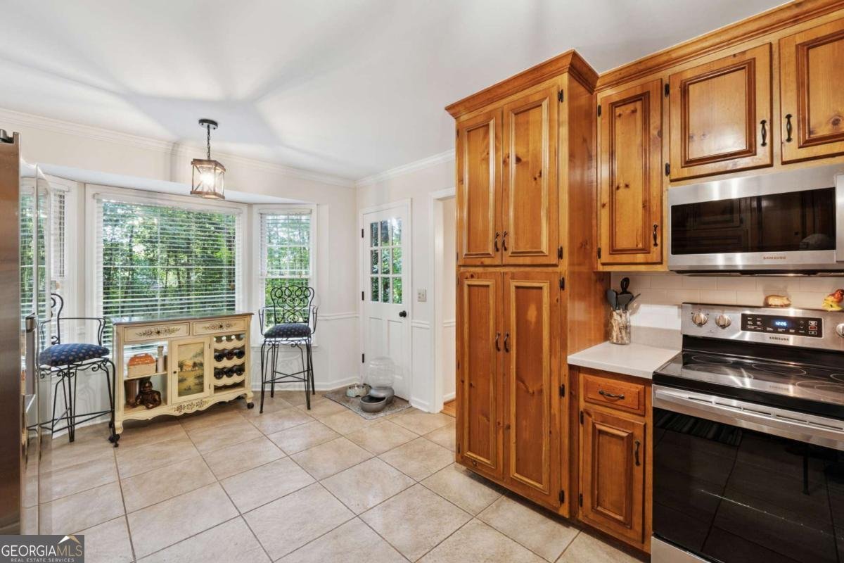 145 Springwater Trace Woodstock - 9