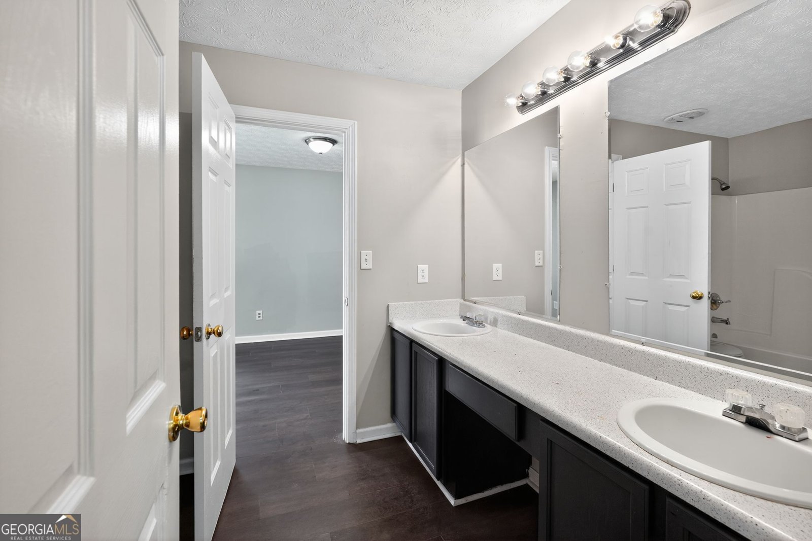 7400 Royale Lane Riverdale - 27