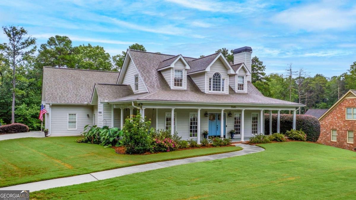 5585 LAKESHORE Road Buford - 1