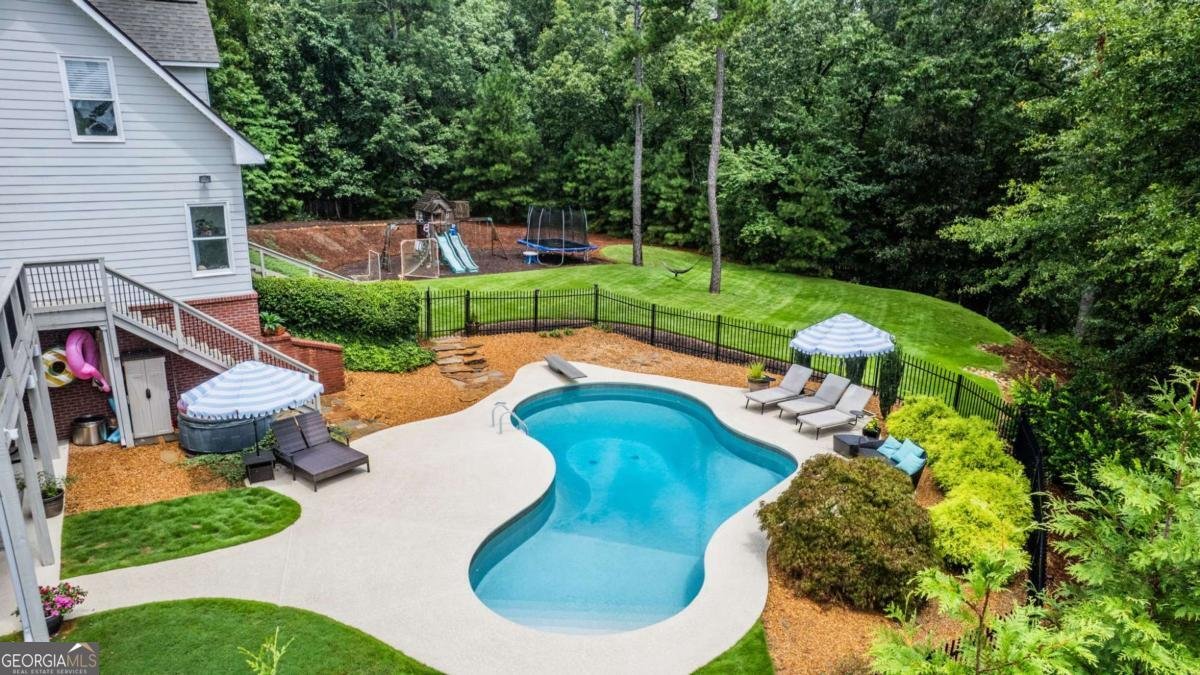 5585 LAKESHORE Road Buford - 53