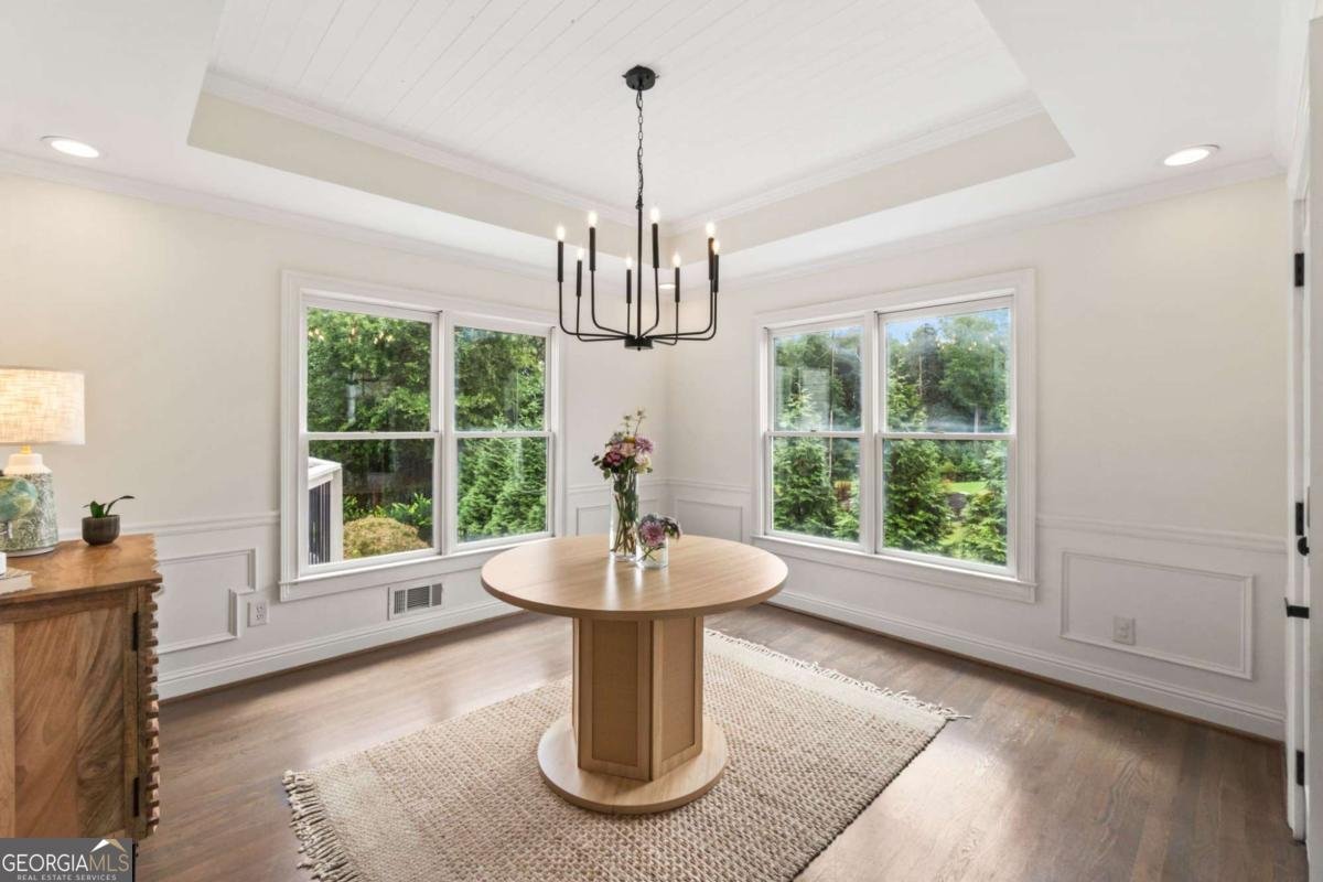 5585 LAKESHORE Road Buford - 6