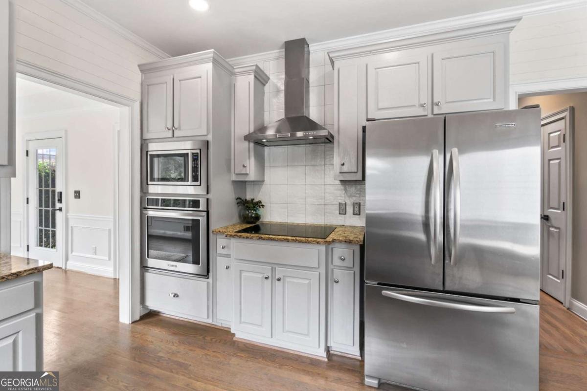 5585 LAKESHORE Road Buford - 9