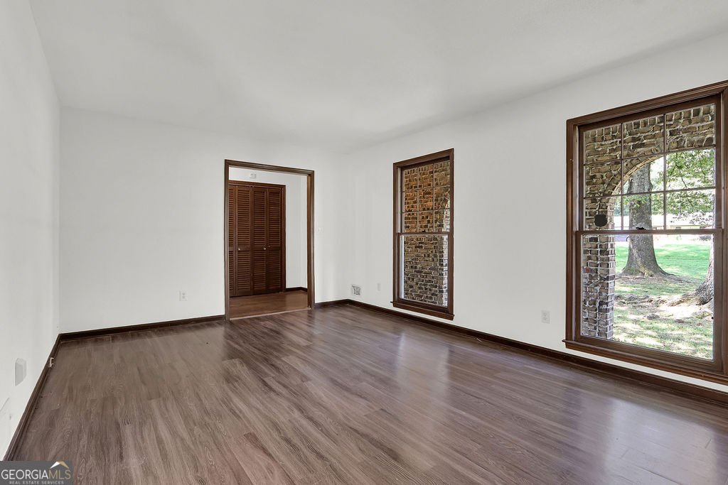 195 King Arthur Drive Lawrenceville - 10