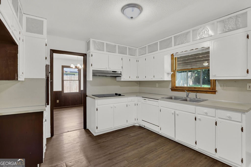 195 King Arthur Drive Lawrenceville - 15