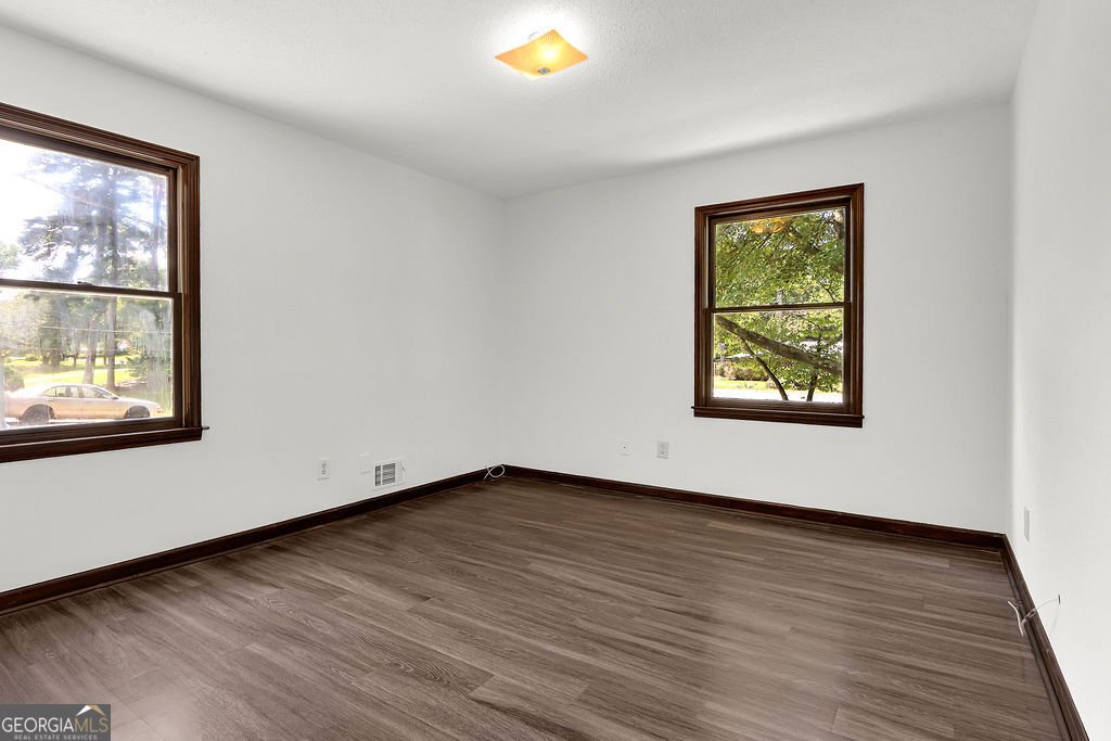 195 King Arthur Drive Lawrenceville - 23
