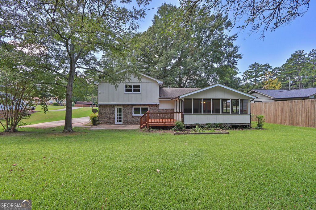 195 King Arthur Drive Lawrenceville - 3